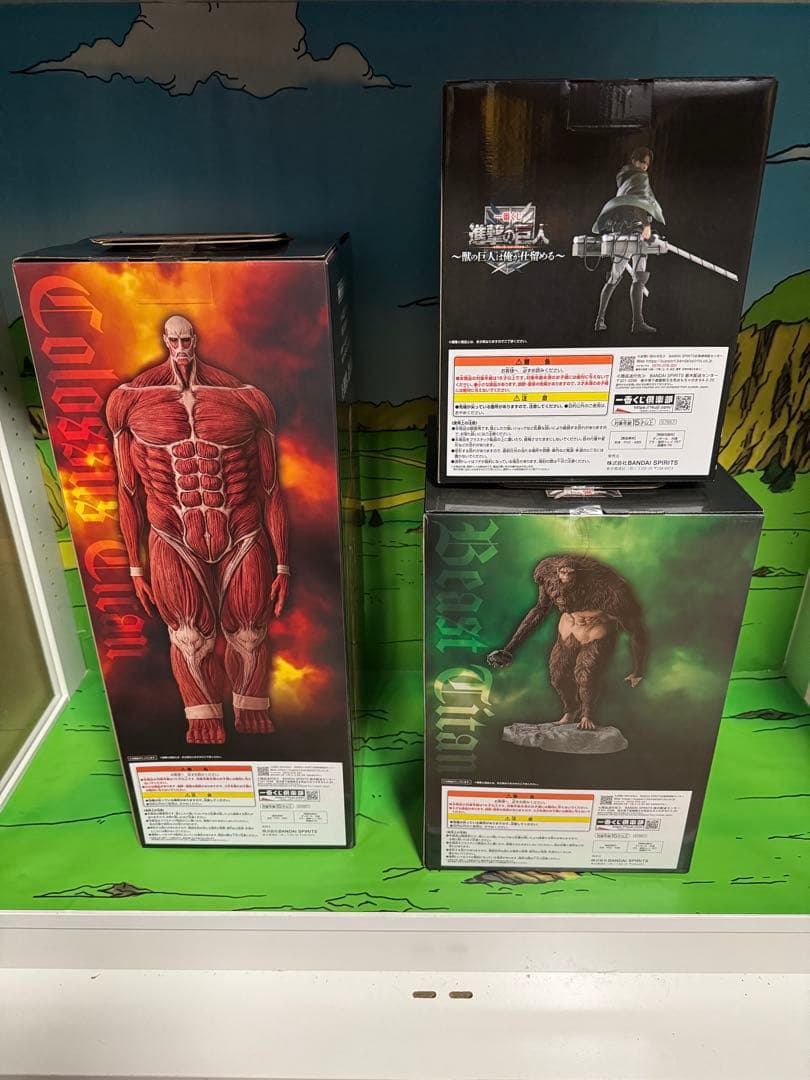 ✨進撃の巨人　一番くじ　超大型巨人・獣の巨人・リヴァイフィギュアセット【新品】✨
