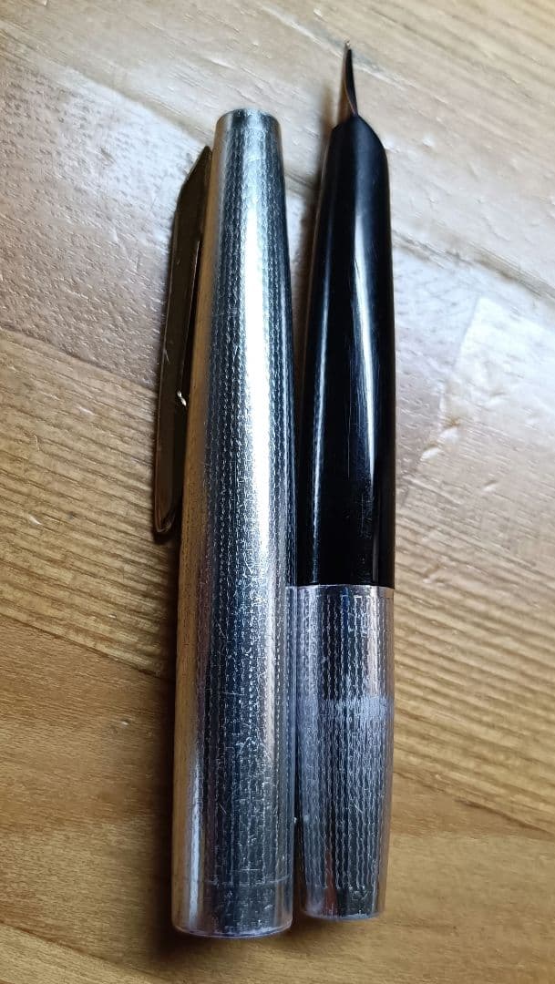 【特価】Teikin/18k万年筆＆PARKER /ボールペン 2本セット