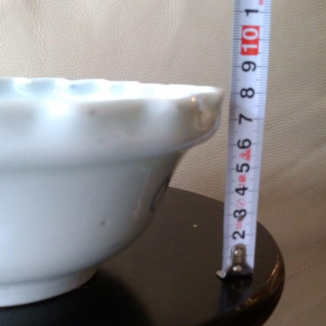 入江松桟橋図染付輪花深鉢　四季の薫