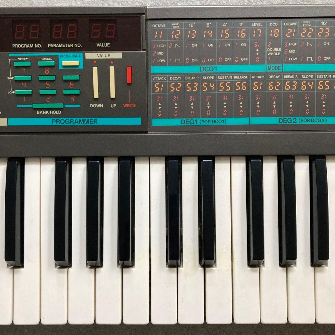 KORG POLY-800 アナログシンセサイザー ジャンク品 ケース付き