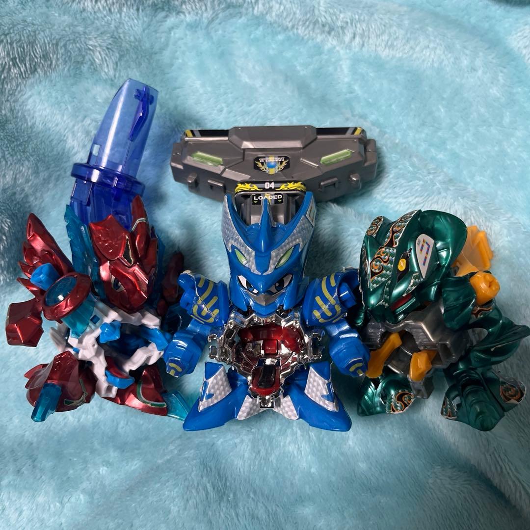 クロスファイトビーダマン　3体セット