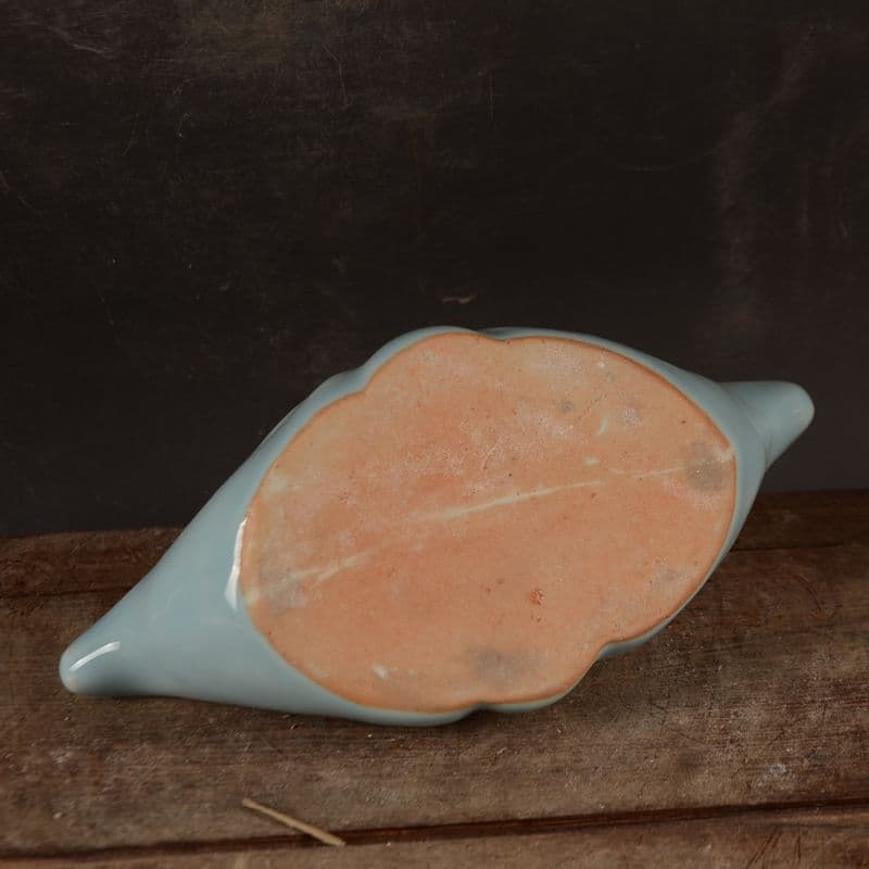 牛角 ペン洗い 文房用品  書道具 文房具 現代工芸品 美術品 置物\r
 陶磁器