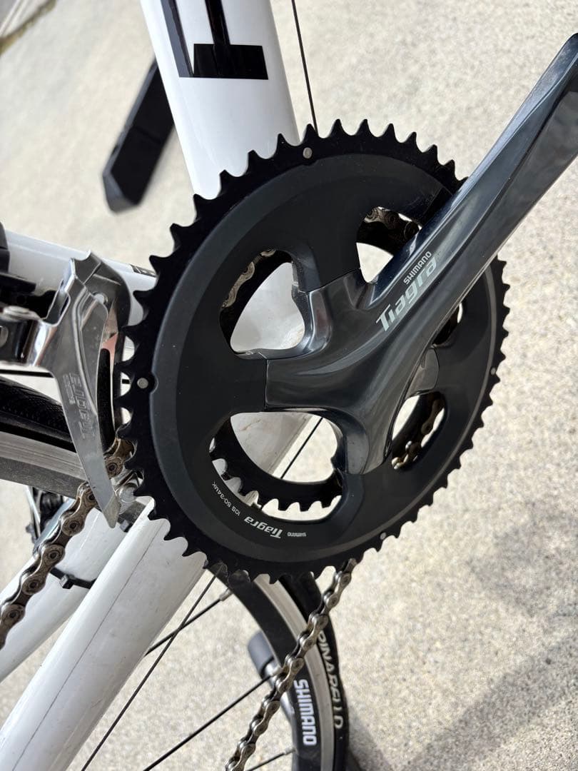 ロードバイク　pinarello NEOR レディース　女性　中学生　自転車