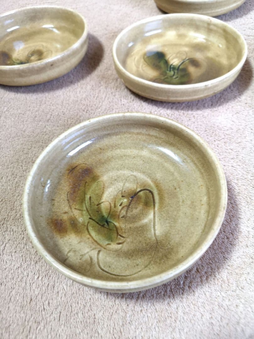 【陶器皿　水野敬子　工芸品】黄瀬戸　５枚　菓子皿　銘々皿　和食器　小皿