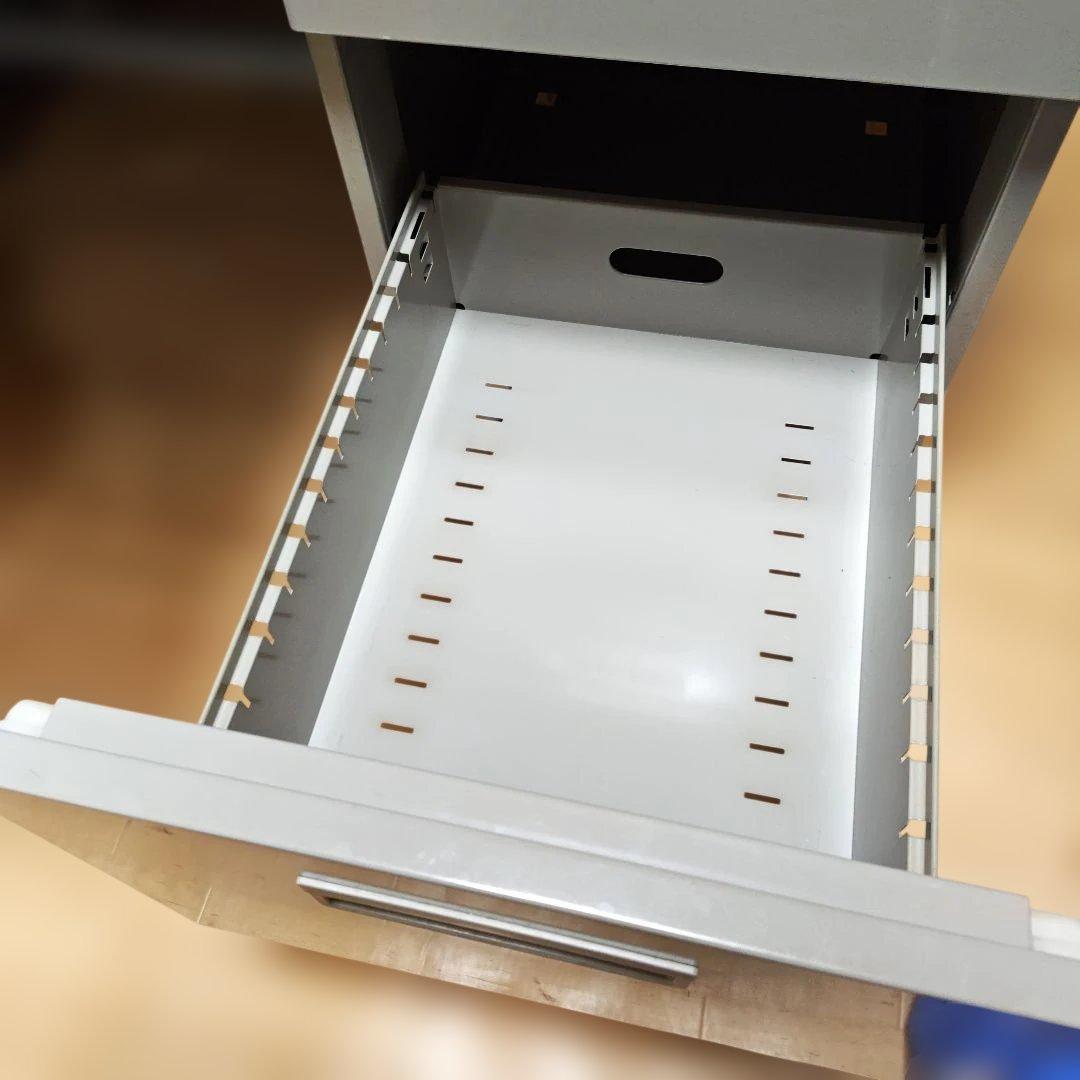 【KOKUYO】スチール事務机