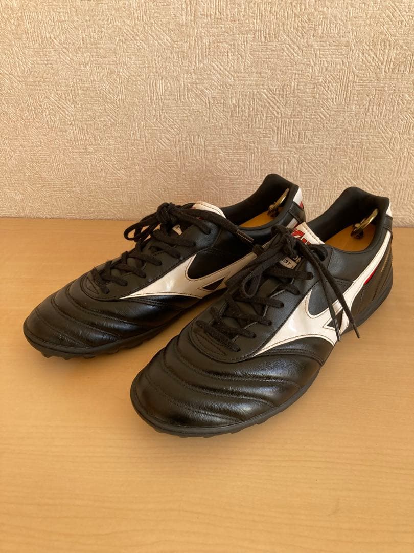 hiro様（美品、試し履きのみ使用）ミズノ　モレリアTF 27cm