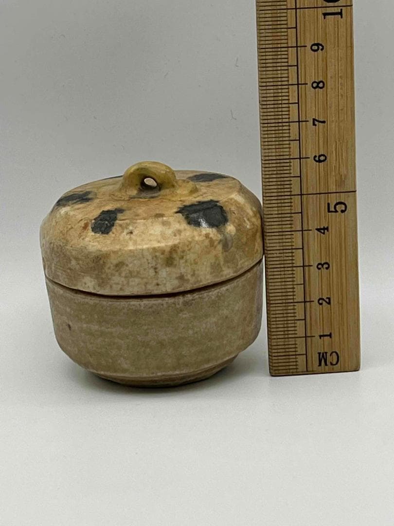 唐時代　青磁 相州窯 點彩 飛斑　香盒 粉盒 茶入　茶道具　唐物(F-84)