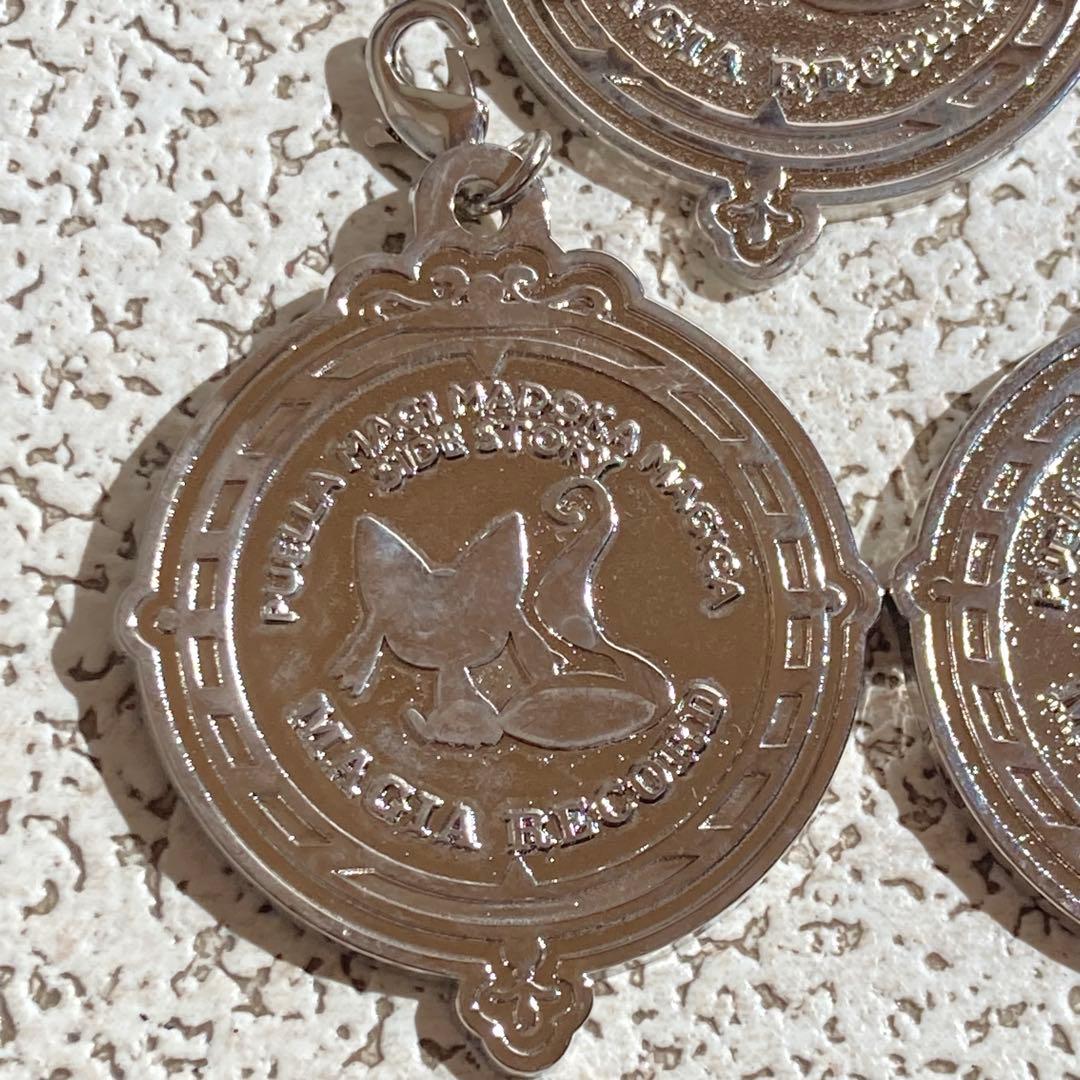 まどマギ　メタルチャーム　5個まとめ　キュゥべえ　マギアレコード