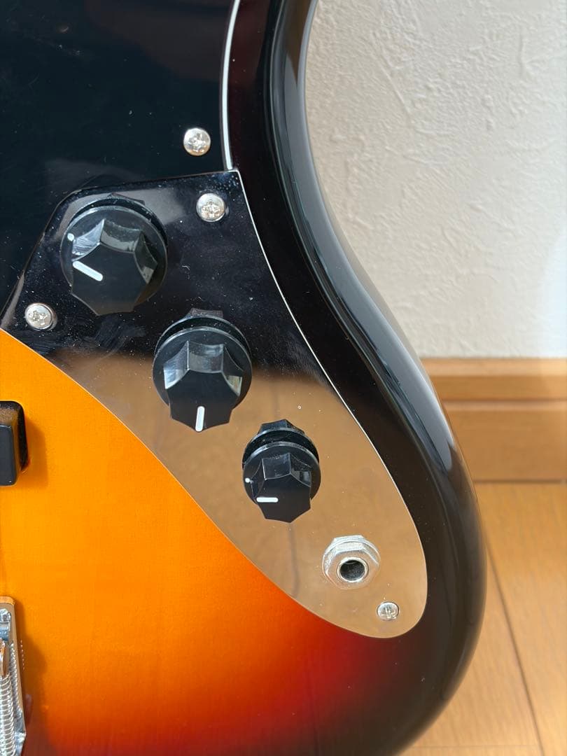 【美品】Squier Affinity Jazz Bass V 5弦ベース