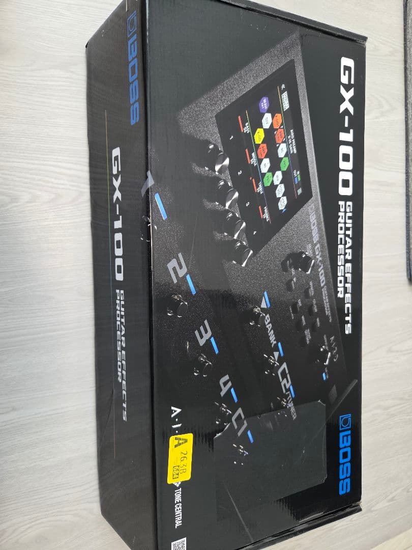 BOSS GX100 BT-DUAL付き