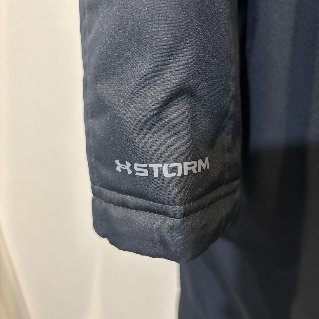 美品　アンダーアーマー　SM/P ベンチコート　グラウンドコート