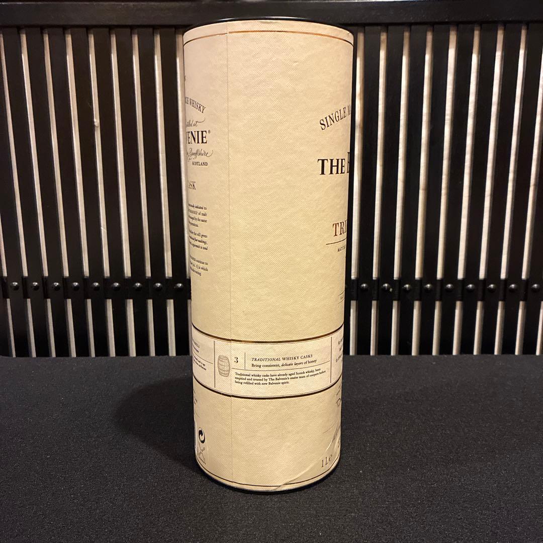‪古酒 ヴァルベニー 12年 スコッチ トリプルカスク 箱入り（新品未開封）