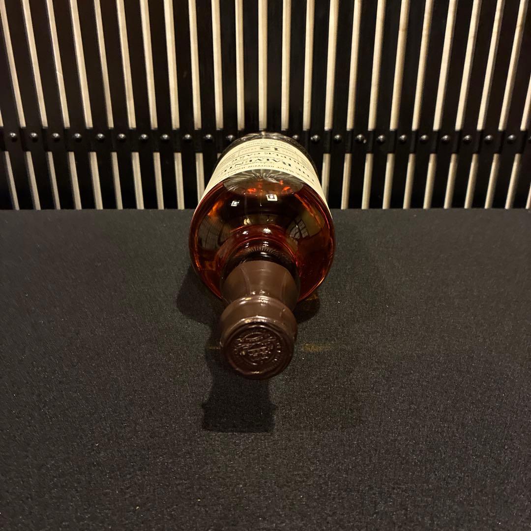 ‪古酒 ヴァルベニー 12年 スコッチ トリプルカスク 箱入り（新品未開封）