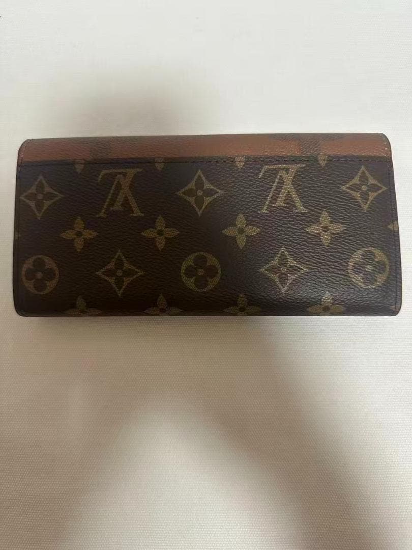 LOUIS VUITTON 三つ折り財布