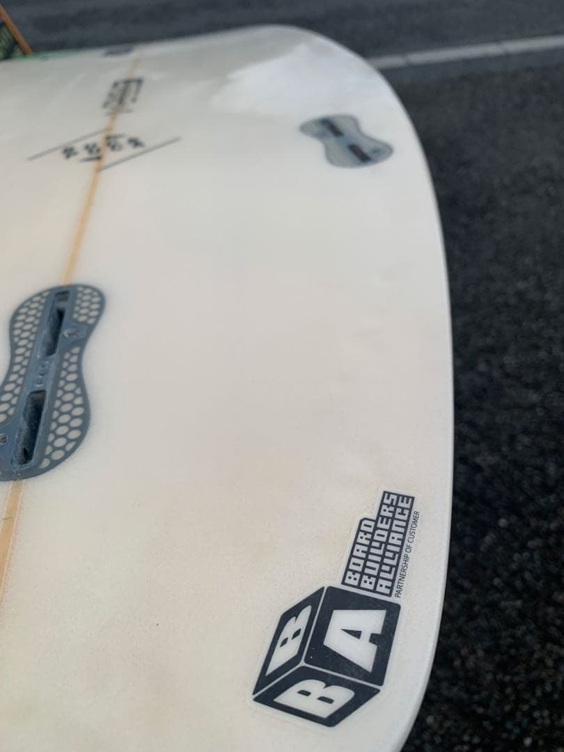 ジャスティスサーフボード、バックパックモデル