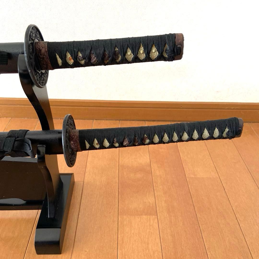 週末限定価格‼️模造刀　大刀　小刀　刀台付き