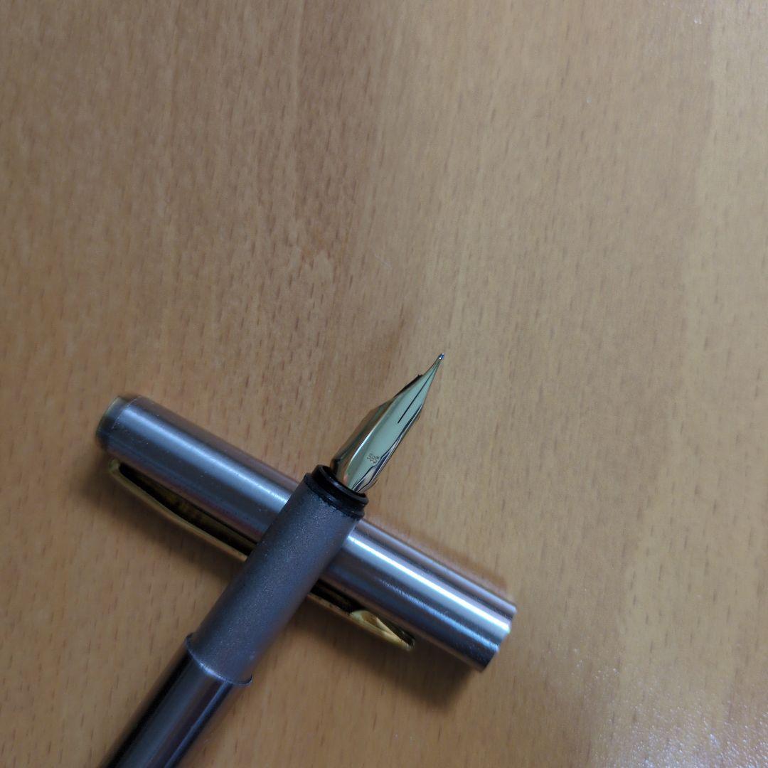 モンブランシルバー万年筆 ゴールドクリップ