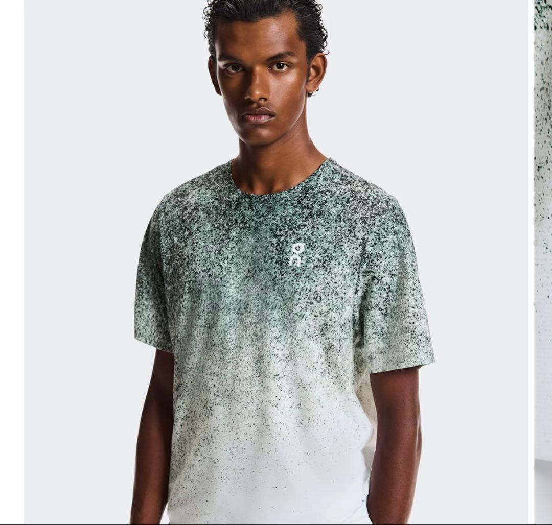 ウェア On Men's Court-T Fade Mineral | White