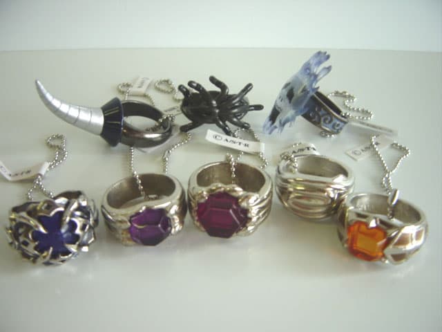 ♯Gut28KZ家庭教師ヒットマンREBORN!リング&匣チャーム3人気13種