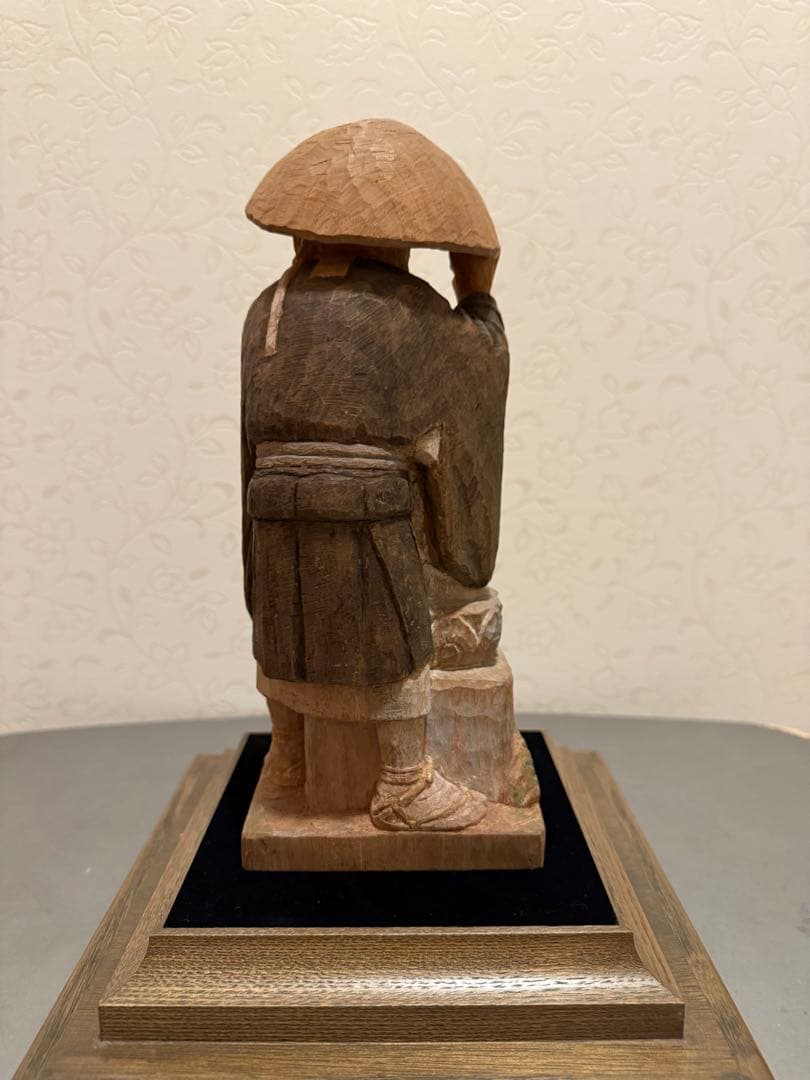 彫刻界の巨匠　熊谷幸太郎　良寛さんの雨宿り