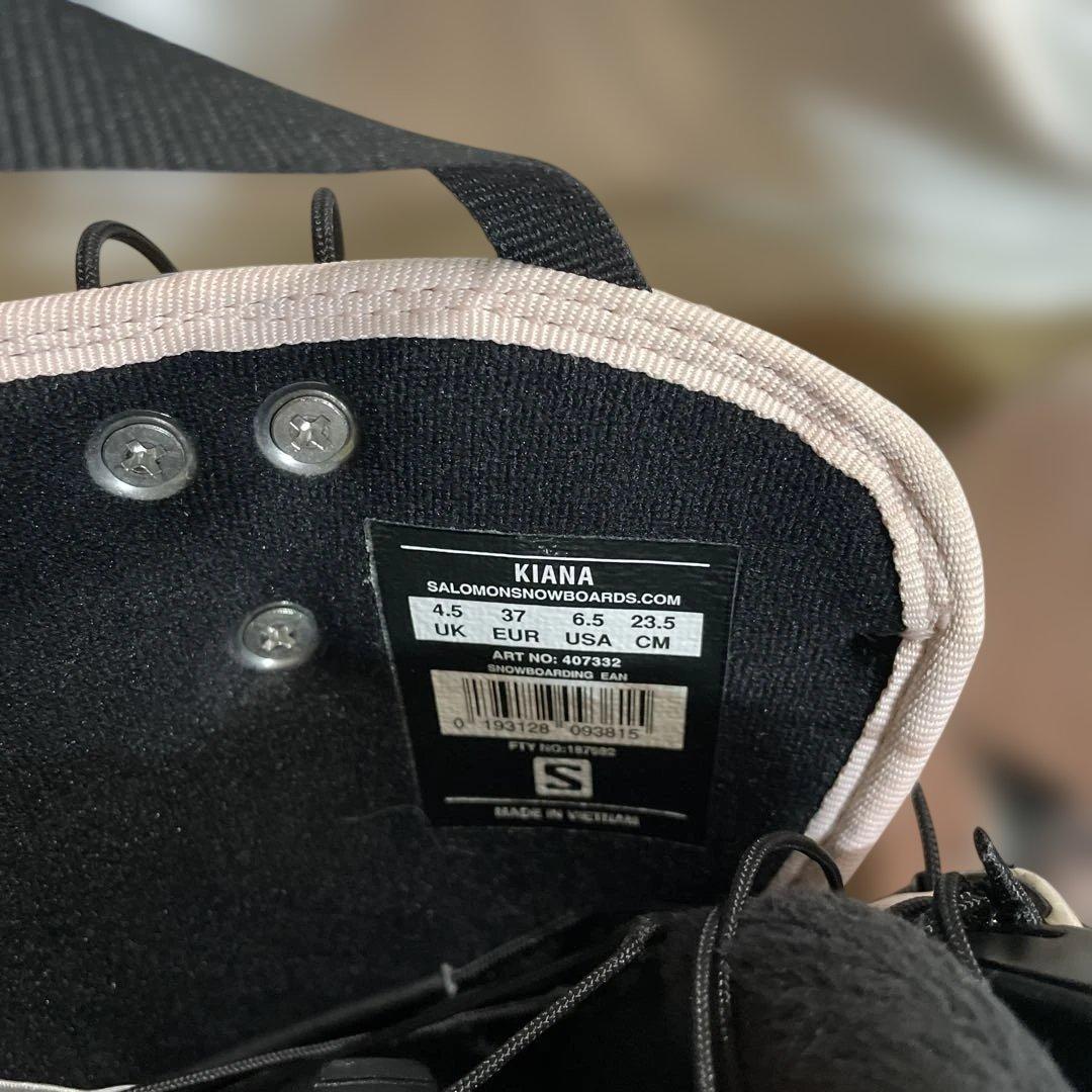 美品Salomon KIANA サロモン　スノーボード　スノボ　ブーツ　美品☆
