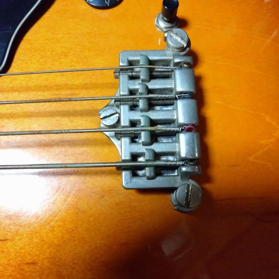 エピフォン　RIVOLI　VC ベース　ハードケース付き　セミアコ　動作確認済み