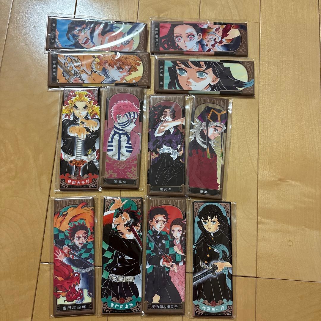 鬼滅の刃 絵札缶バッジ　12種類セット