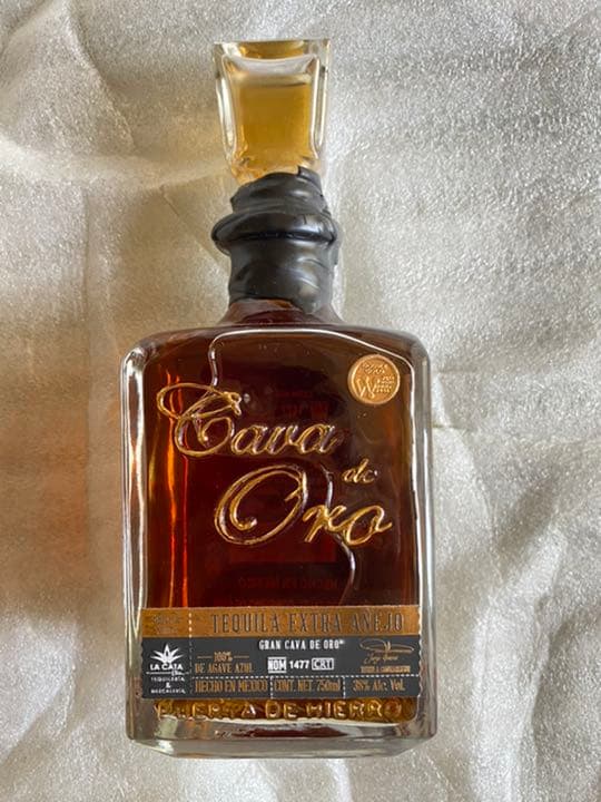 ①LA CATA店舗限定ボトル  希少なハリスコのみ販売　Cava de oro