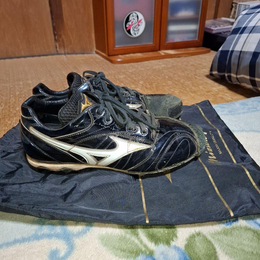 Mizuno ブラック ホワイト スパイク 収納袋付き