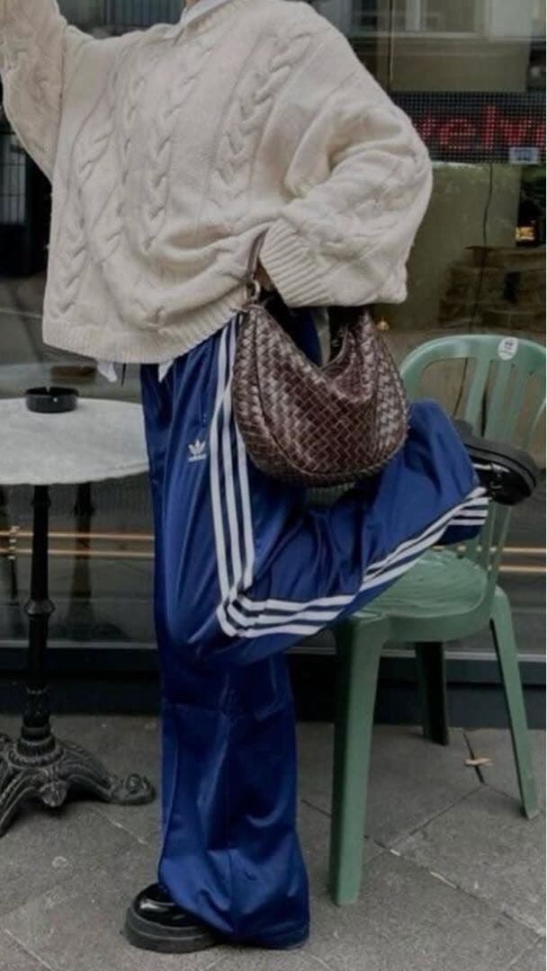 old adidas 90s トラックパンツ　ジャージ　万国旗