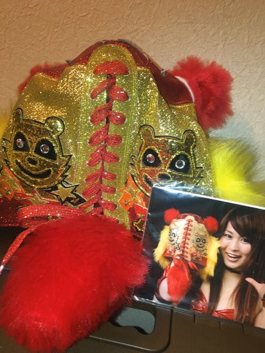 スターダム★イオ着用サイン