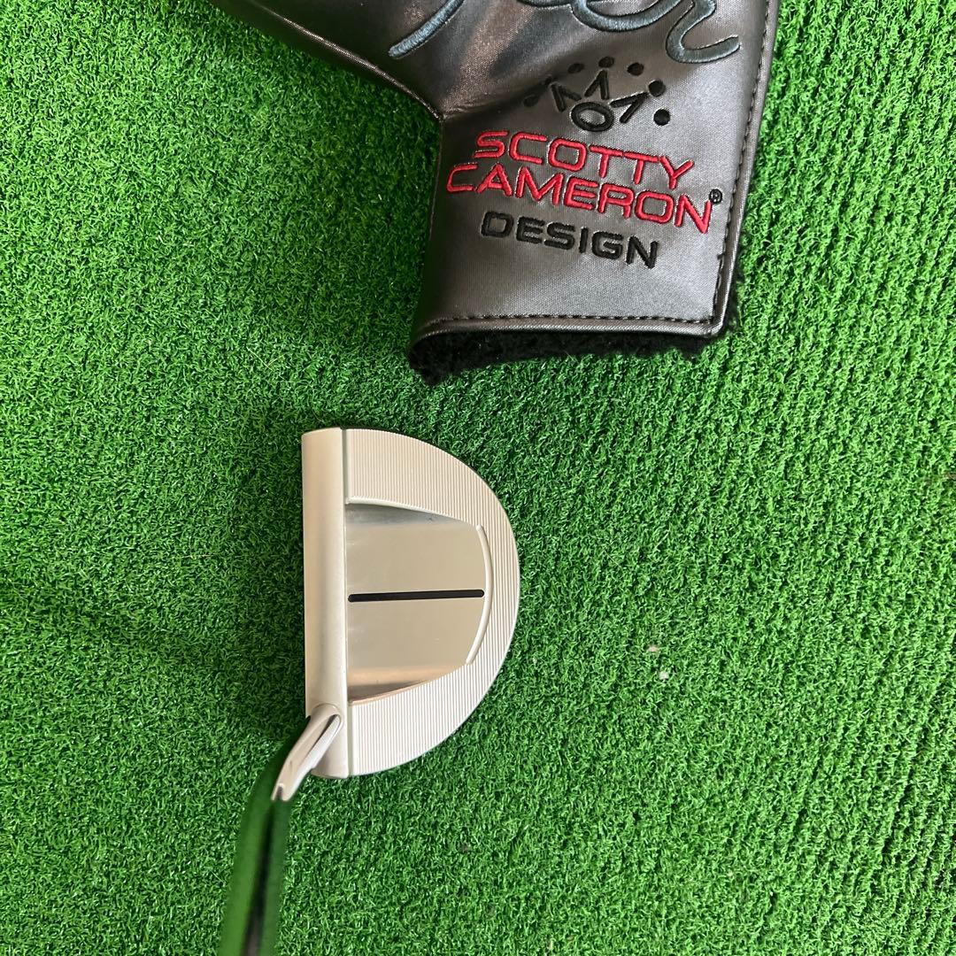 スコッティキャメロン　スーパーセレクト　GOLO6 33インチ 日本正規品