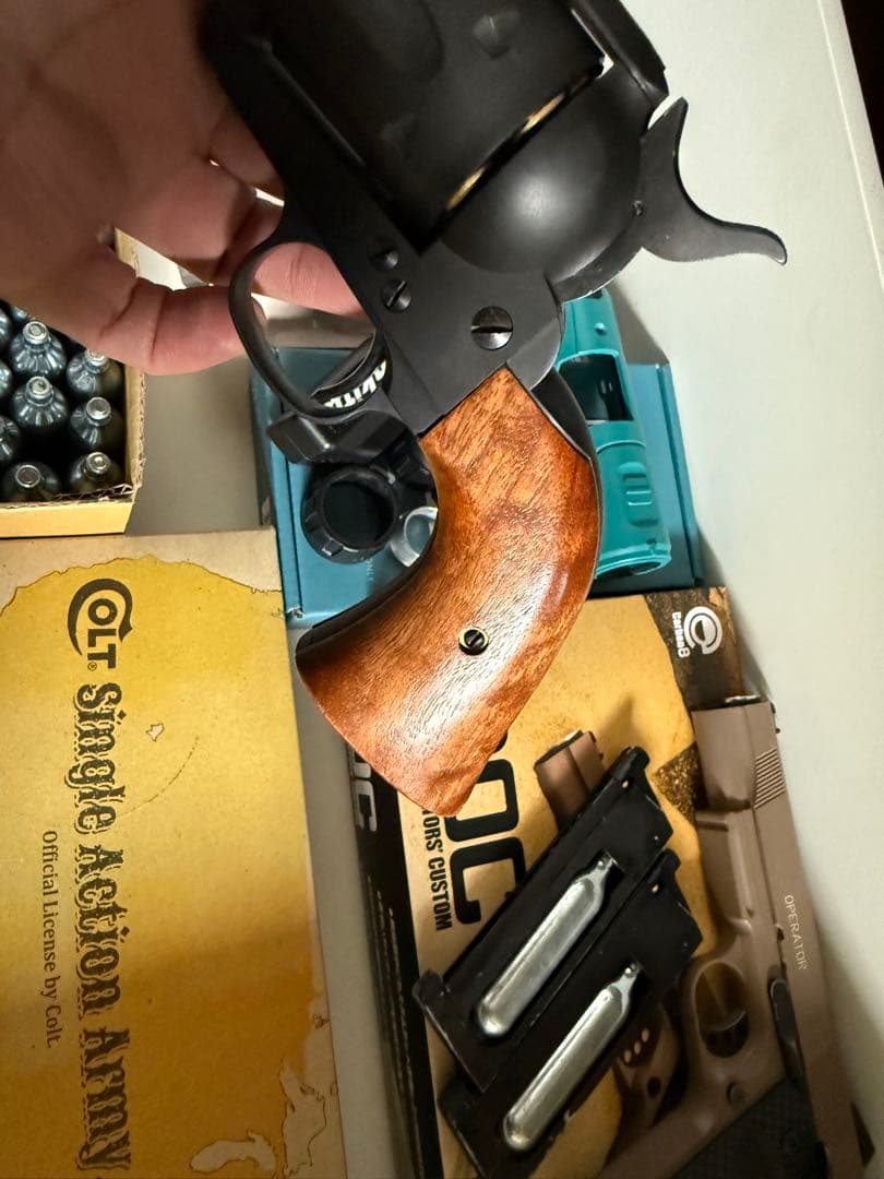 カーボネイト　マルシン　エアガンセット売り