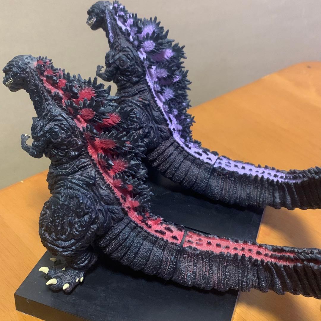シン・ゴジラ　フィギュア 2体set
