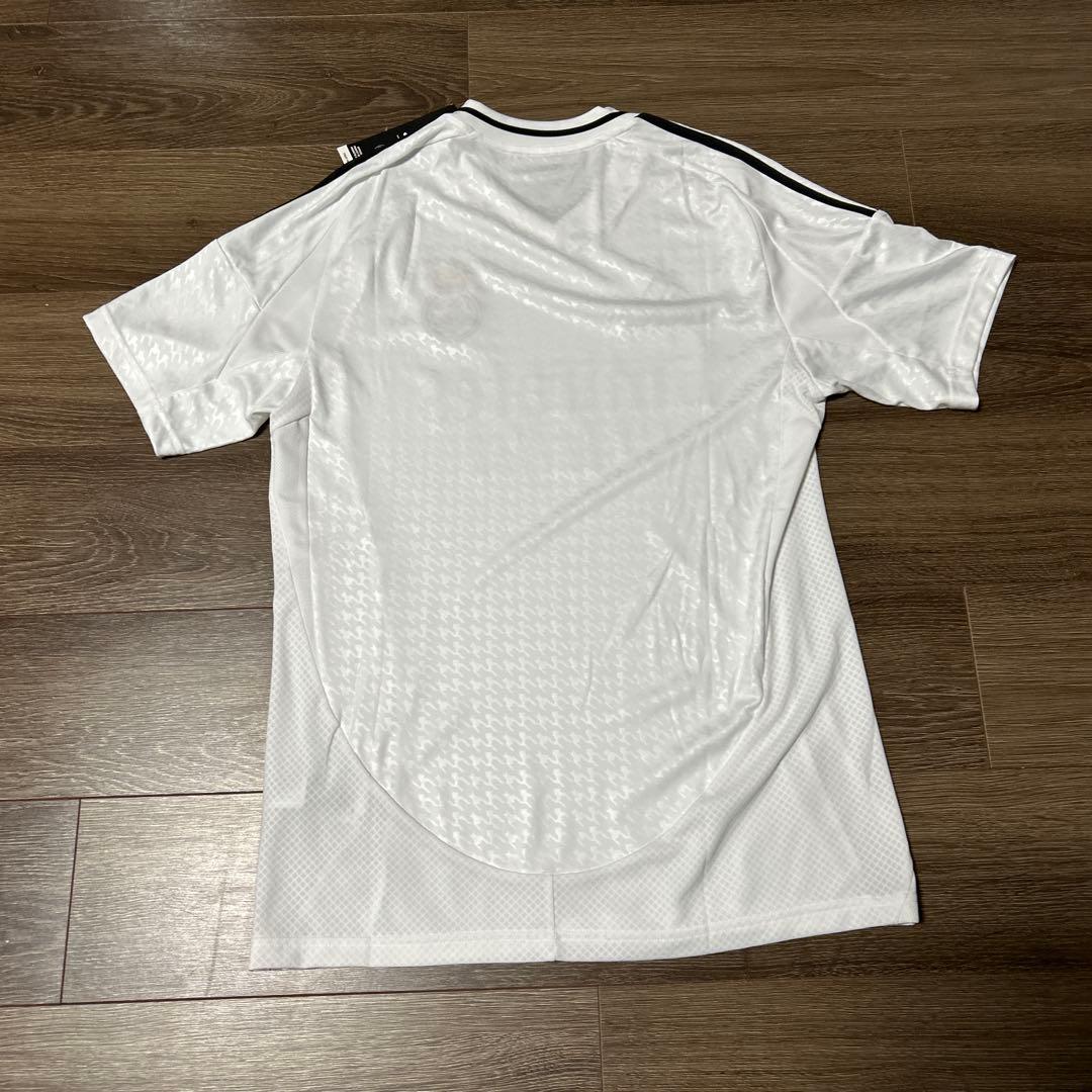 【新品未使用タグ付】レアルマドリード　ユニフォーム　2024ー2025シーズン