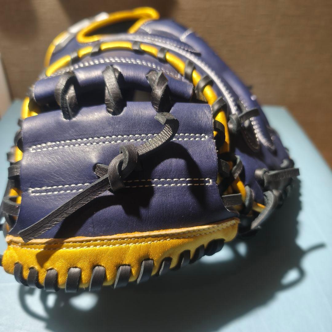 ​【入手困難・展示会限定】ハタケヤマ キャッチャーミット 2023PRO-M08