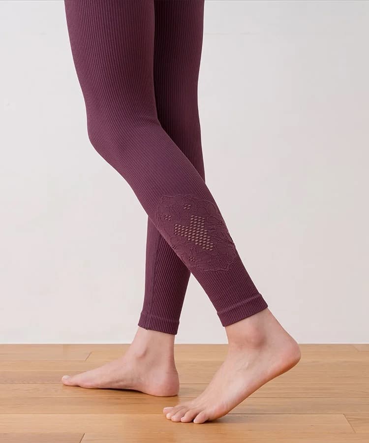 【SUKALA】アクティブデイジーレギンス ワインXSサイズ ノベルティポーチ付