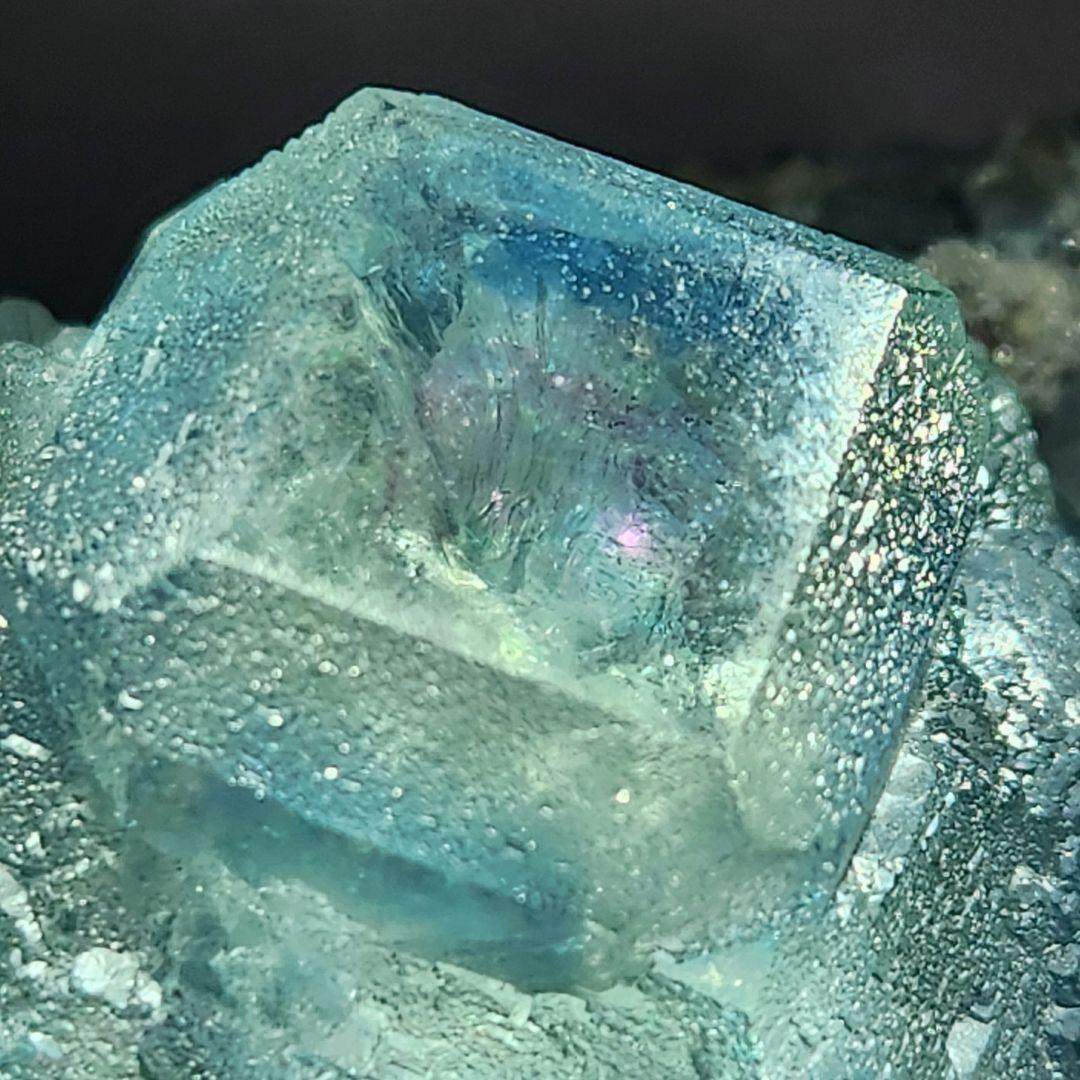 高品質✨フローライト母岩付き結晶原石