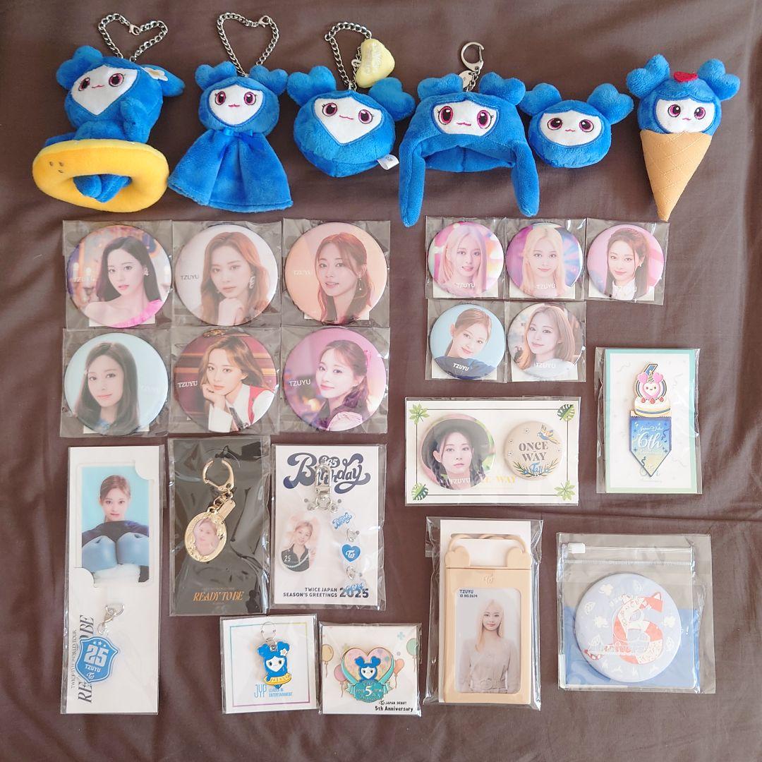 TWICE ツウィ ツブリー アイス ぬいぐるみ 缶バッジ ピンバッチ 26点