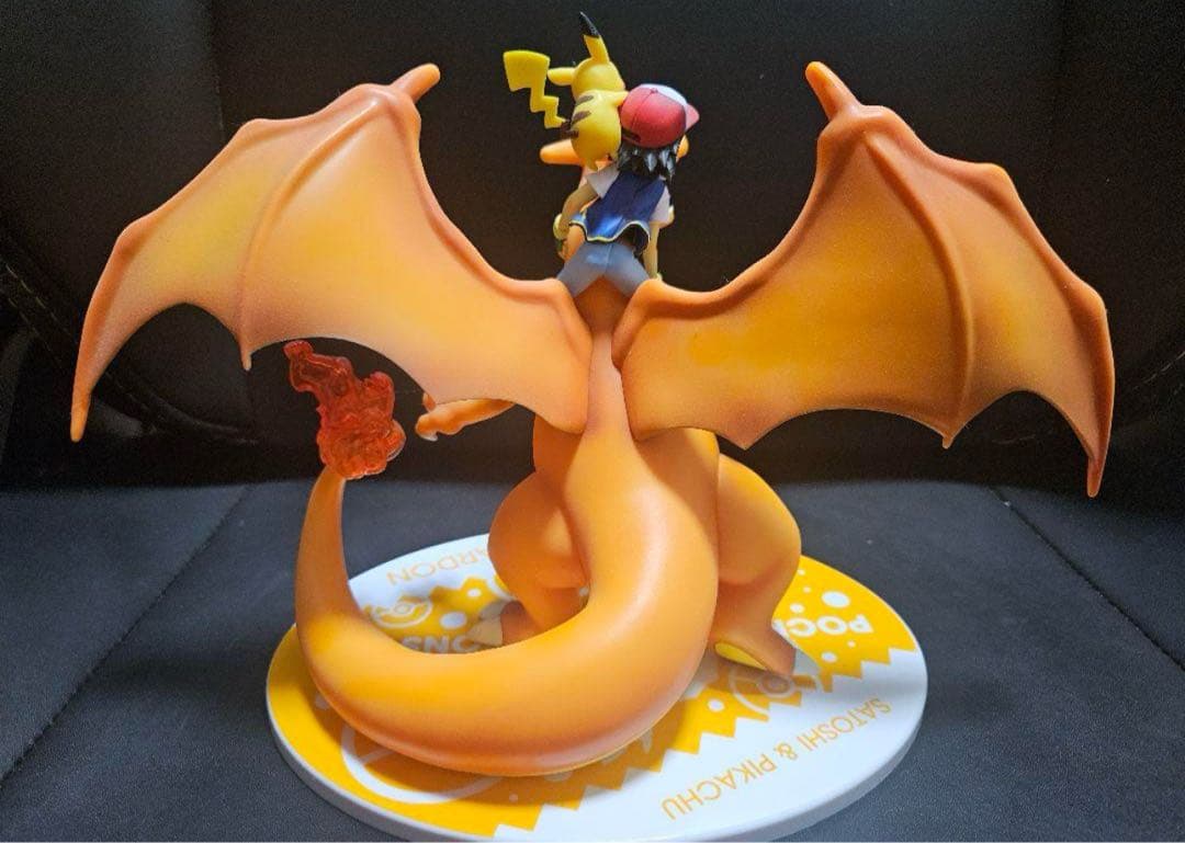 ジェムシリーズ ポケモン サトシ ピカチュウ リザードン フィギュア