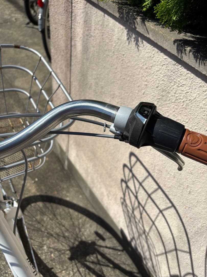 自転車　シティサイクル　白　26インチ　子ども　【福岡市直接受け取り希望】