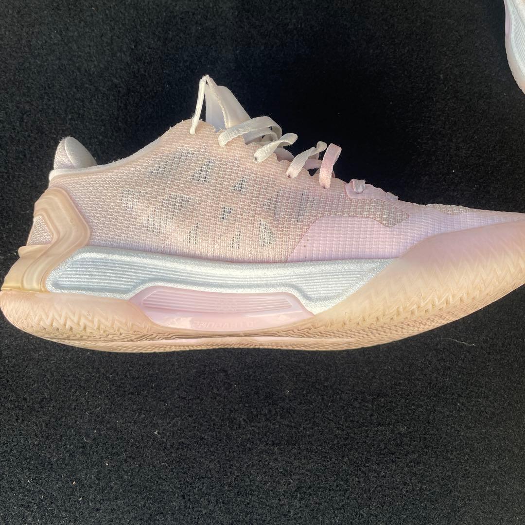 リーニン　バスケットボールシューズ ホワイト/ピンク