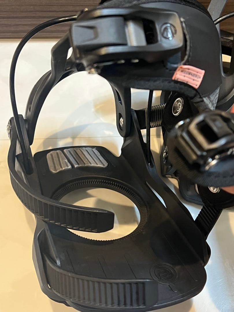 FLOW NIDECKERビンディング