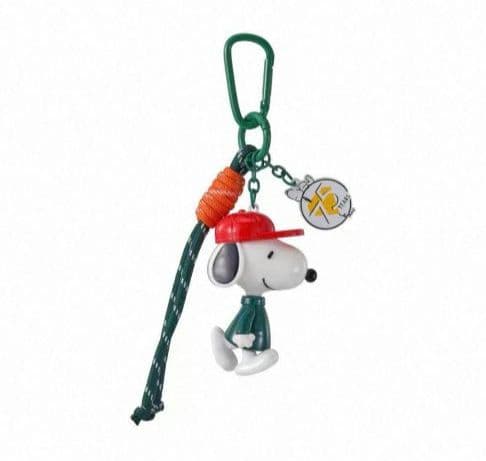 【新品】5種セットMINISO限定スヌーピー 75周年 立体型キーホルダー