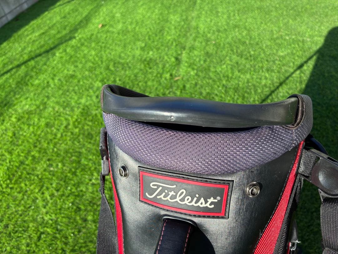 パ*地様 Titleist スタンドゴルフバッグ 黒/赤　9.5型