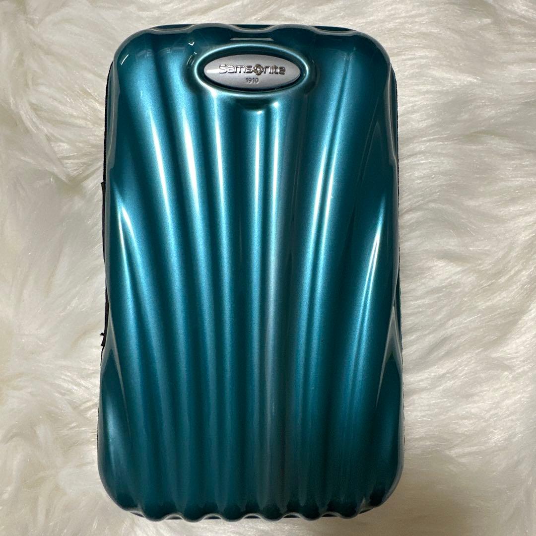 ANA ファーストクラス サムソナイト アメニティポーチ