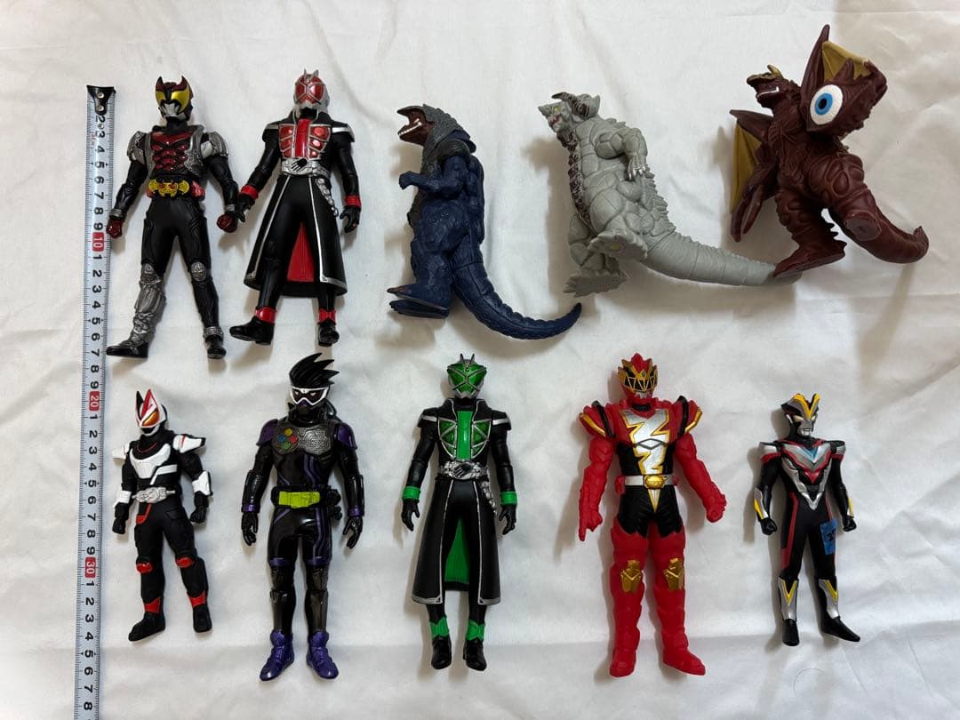 特撮ソフビフィギュア大量まとめ売り　ウルトラマン　ウルトラ怪獣　仮面ライダー