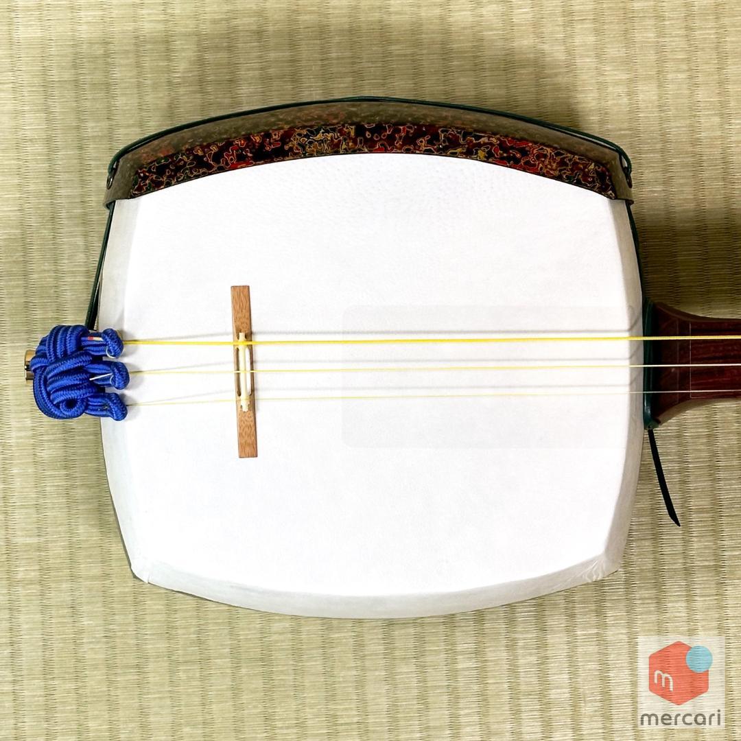 新品 津軽三味線 本体 紅木 太棹 展示品 新品軽量ケース付 新津01