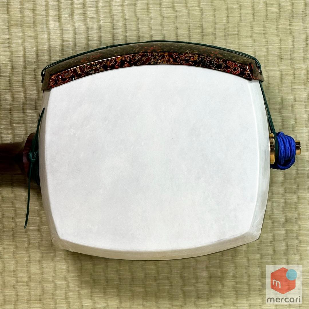 新品 津軽三味線 本体 紅木 太棹 展示品 新品軽量ケース付 新津01