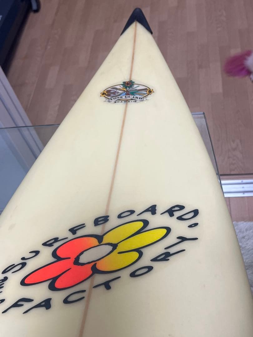 ショートボード 2フィン 赤黒グリップパッド